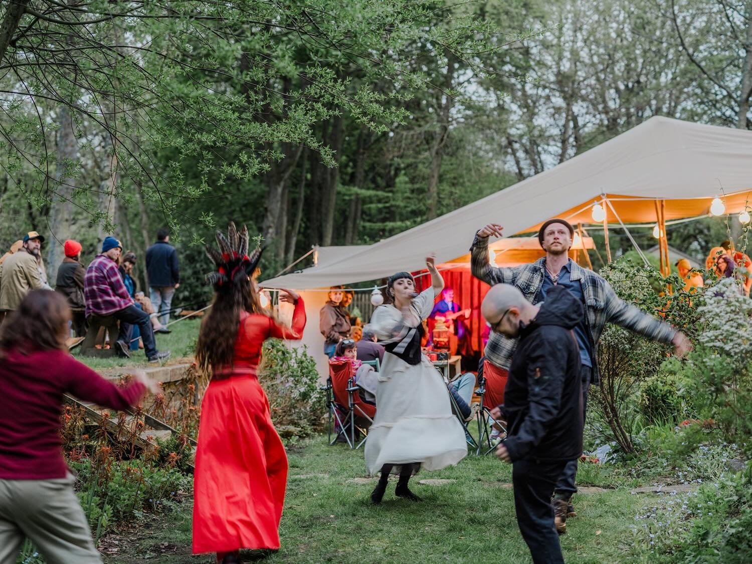 Langley tracks is like finding an enchanting secret garden filled with beautiful music, food &amp; people. Each evening a gathering to remember with an atmosphere that makes you know that this is a good moment in life. Eleanor and Will have worked so