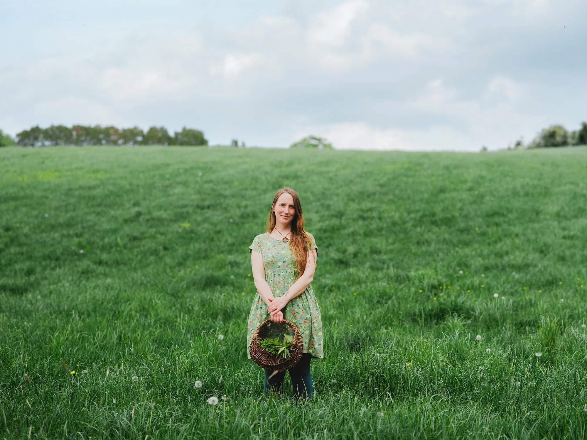 After enjoying the natural and genuine approach to the &lsquo;day in the life&rsquo; family sessions and the weddings that are very much in that style it occurred to me that it might also be good for branding sessions. I called upon the assistance of
