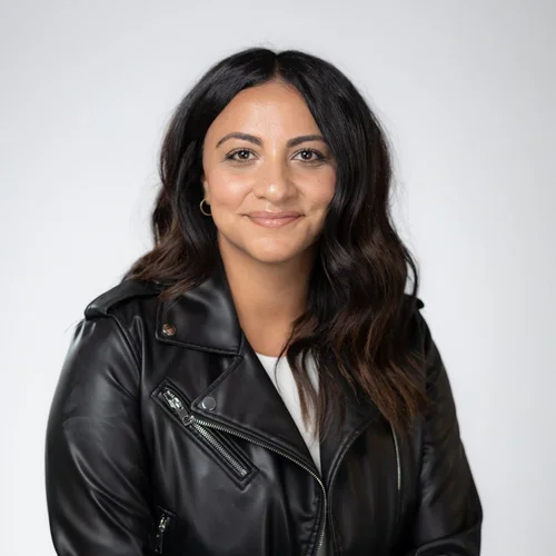   RUTH NAZANIN BETEIVAZ  Saratoga Ministry Team Lead 