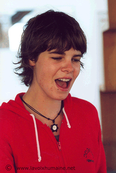 Hear and Jeztz (Girl GIF 70-100 sec).gif