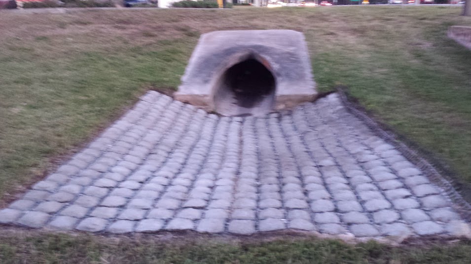 Area C pipe 2.jpg