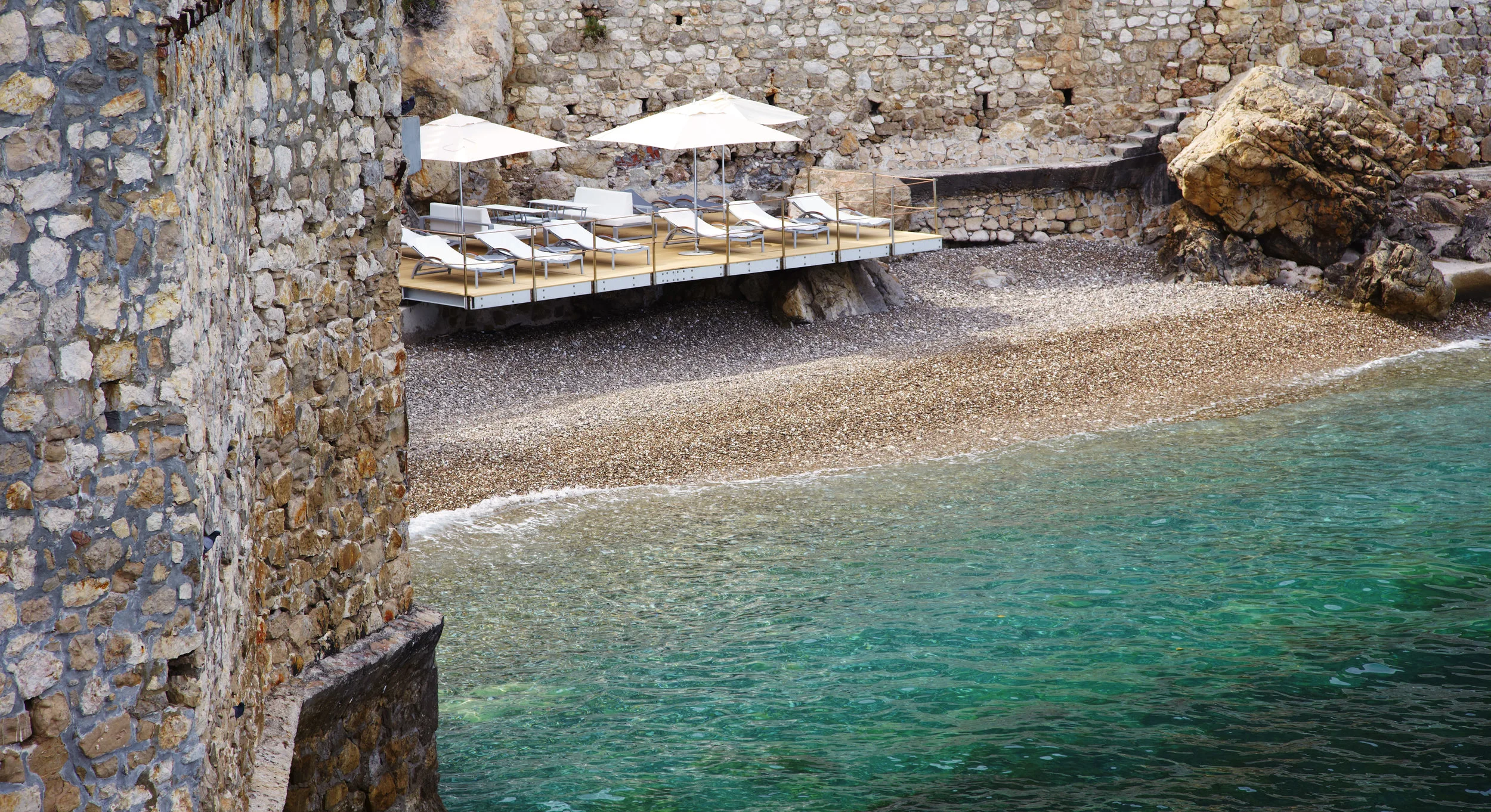 Cap Estel/Passported