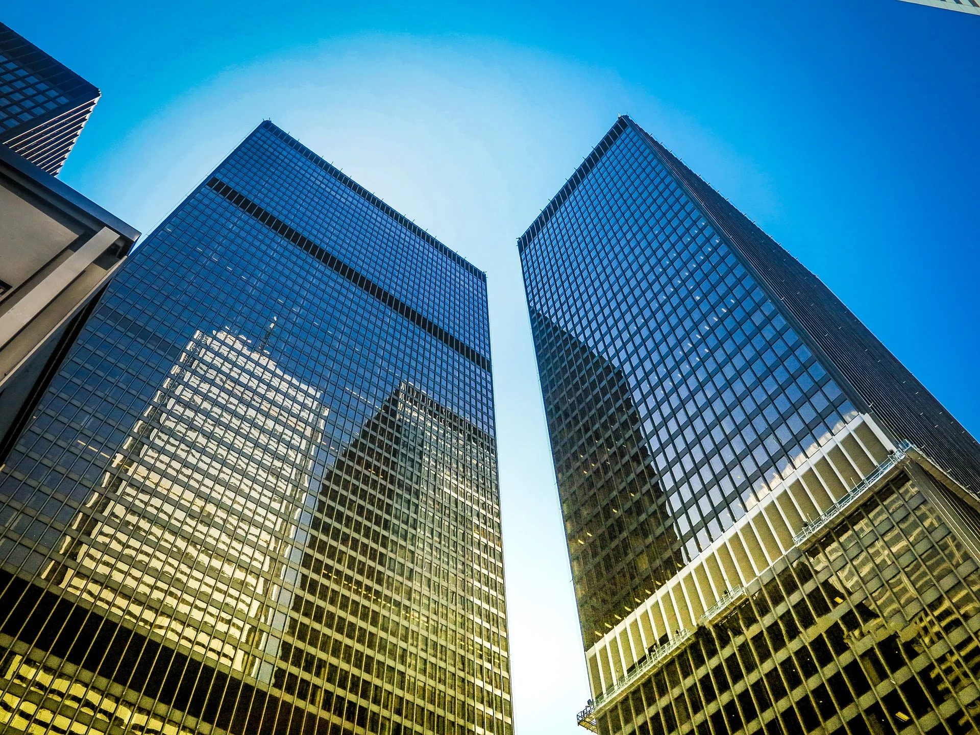 toronto-2396979_1920.jpg