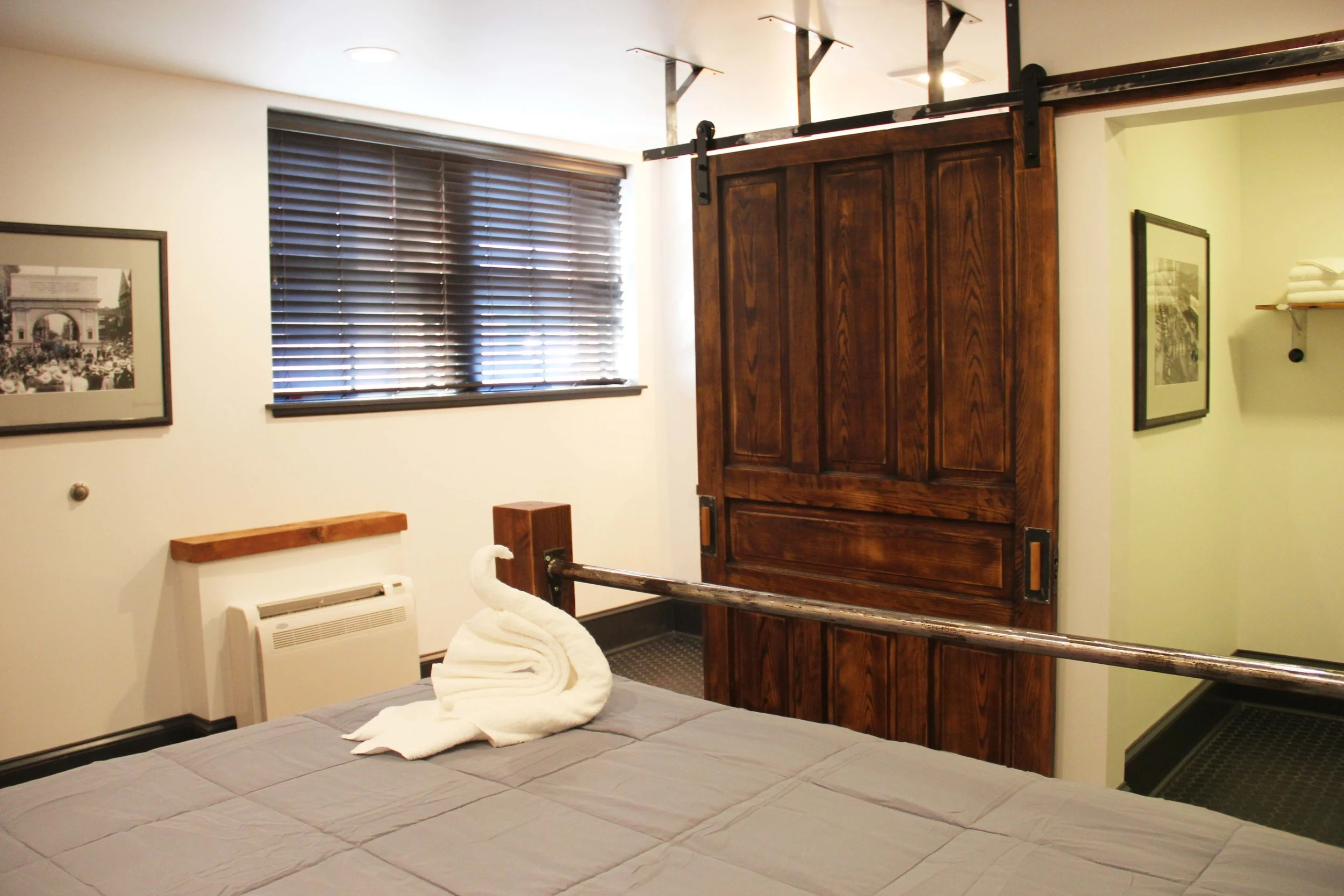 Room101_2353.jpg