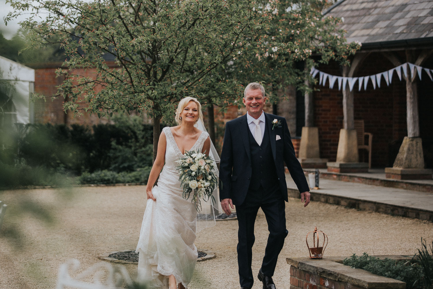 Micklefield Hall Wedding028.jpg