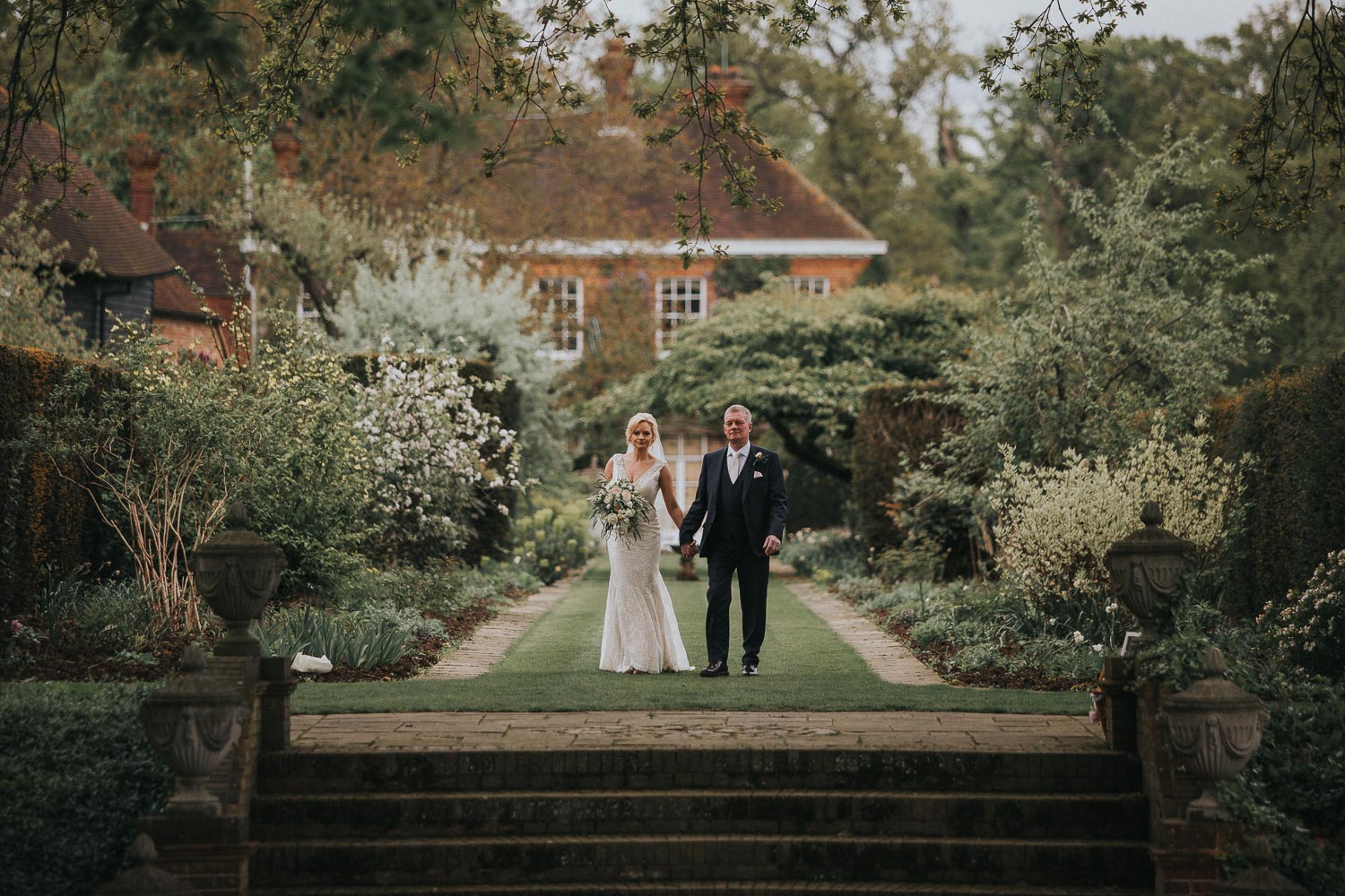 Micklefield Hall Wedding034.jpg