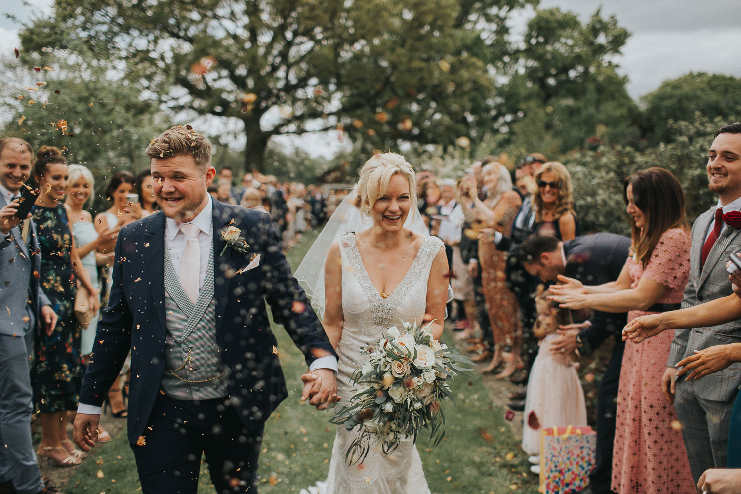 Surrey Wedding Photographer014.jpg