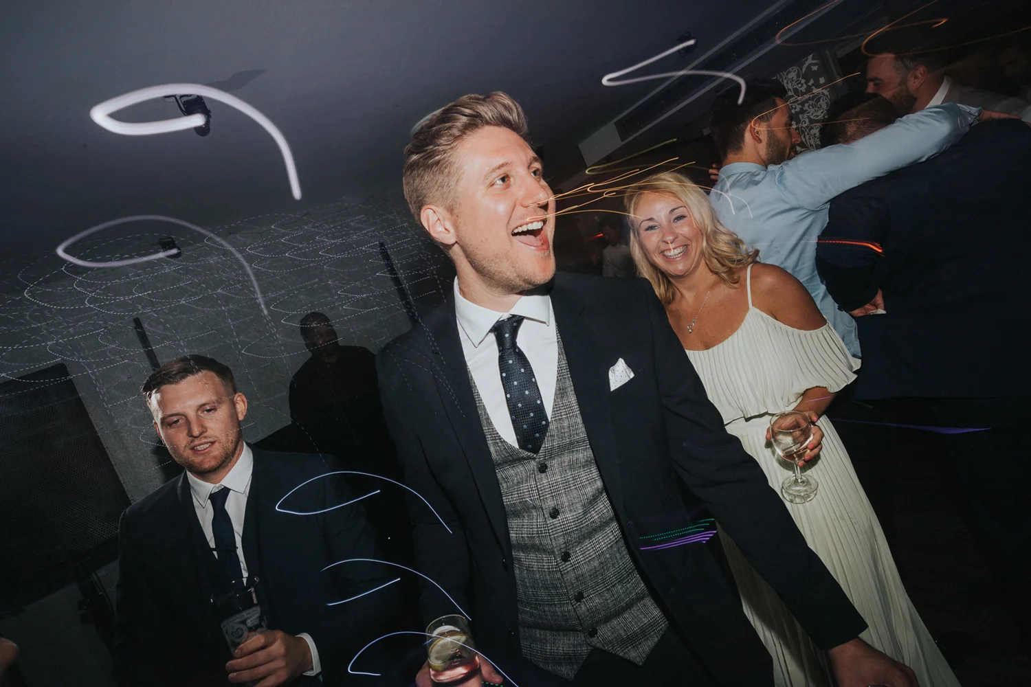 Surrey Wedding Photographer022.jpg