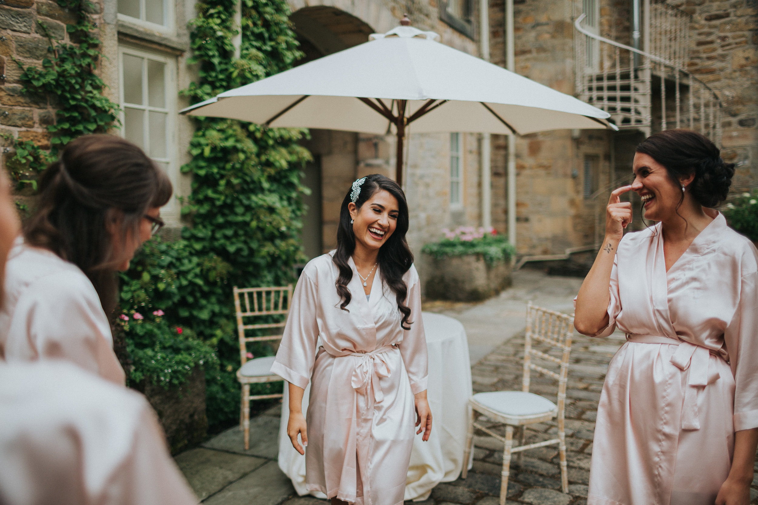 Surrey Wedding Photographer028.jpg