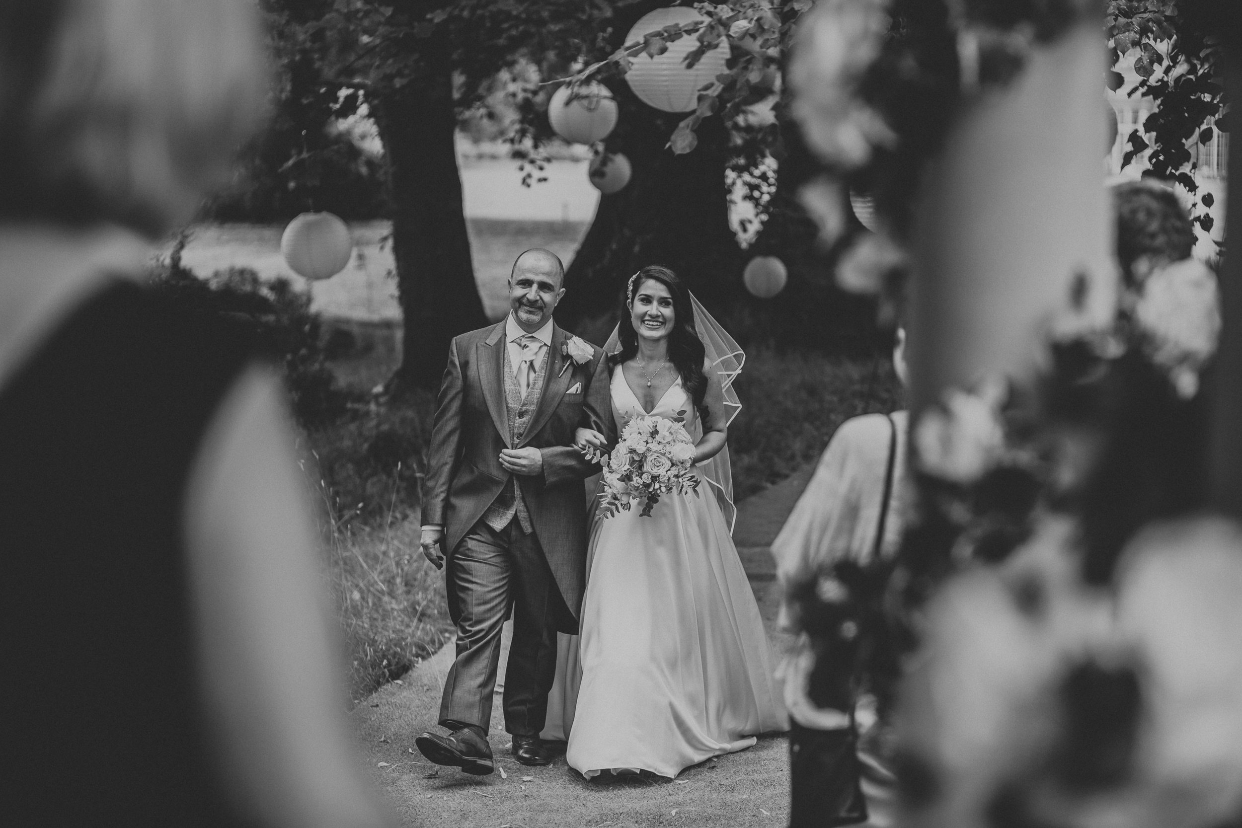 Surrey Wedding Photographer067.jpg