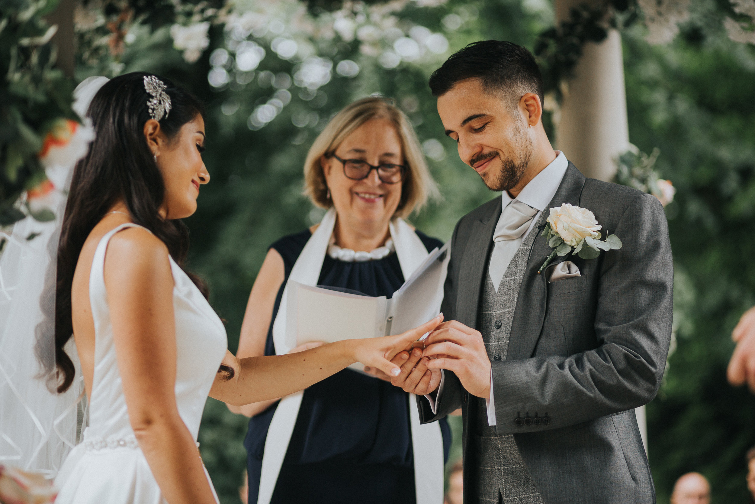 Surrey Wedding Photographer079.jpg