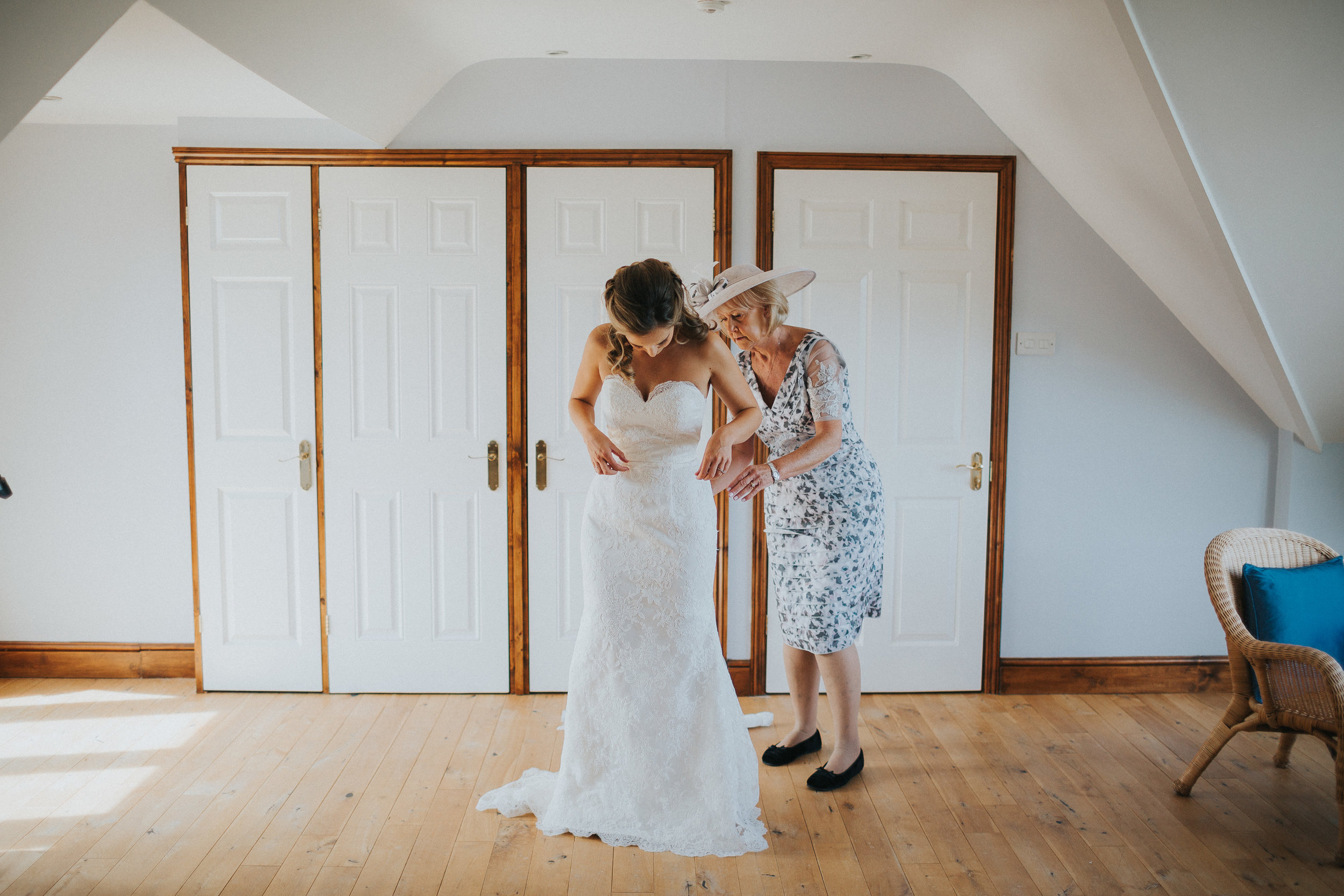 Loseley-Park-Wedding-Photography-Surrey025.jpg