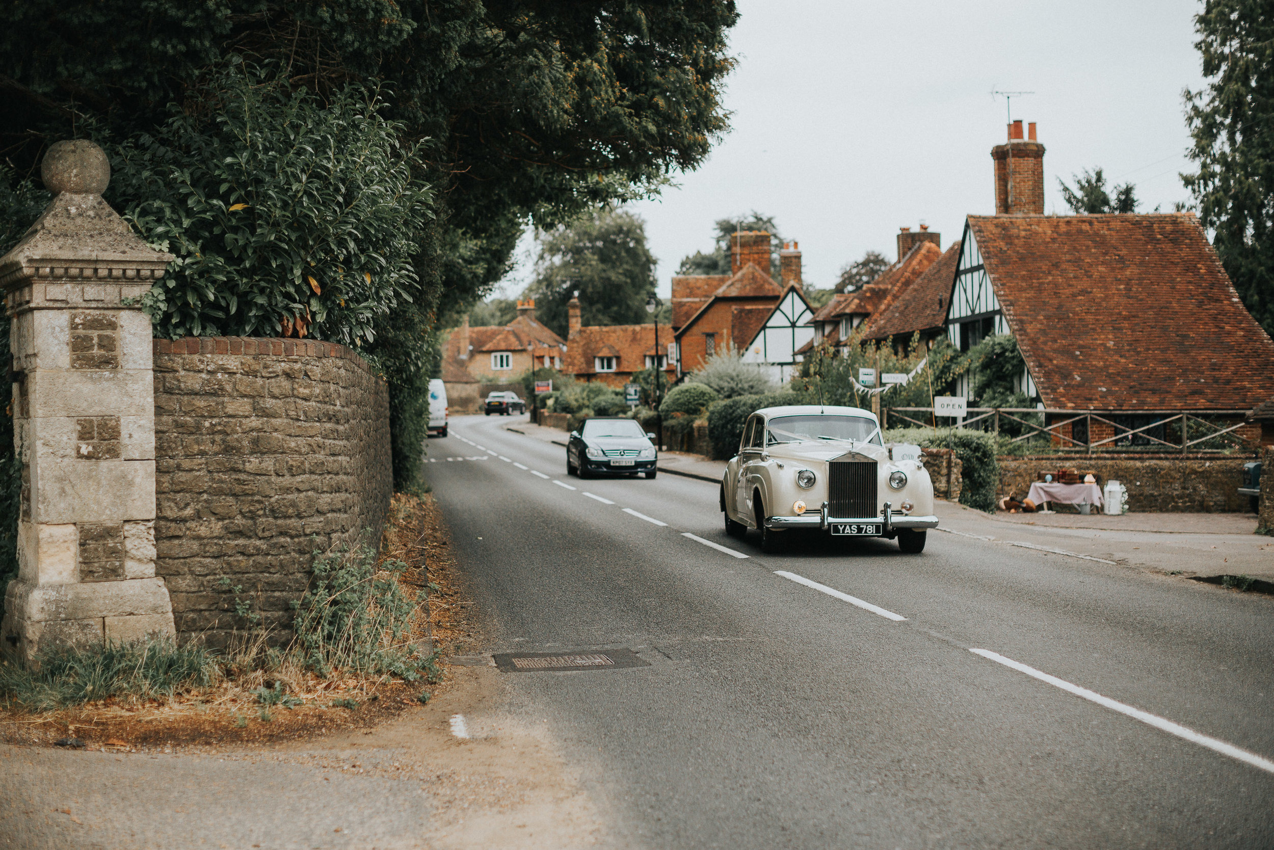 Loseley-Park-Wedding-Photography-Surrey052.jpg