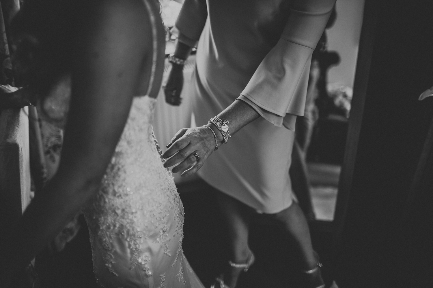 Gate Street Barns Wedding Photographer019.jpg