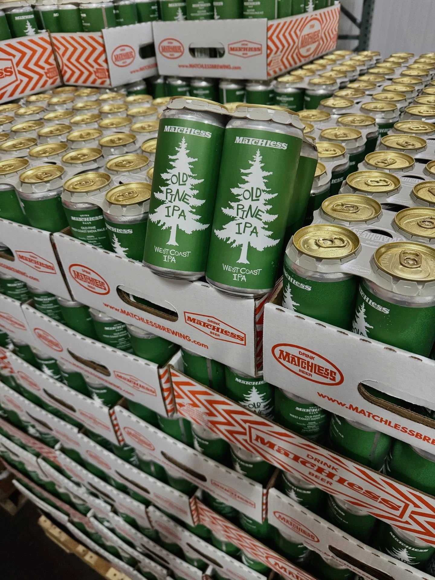 Fresh beer coming at you this week!

#oldpine #pickup #sunshine #matchlessbrewing #drinkmatchlessbeer
