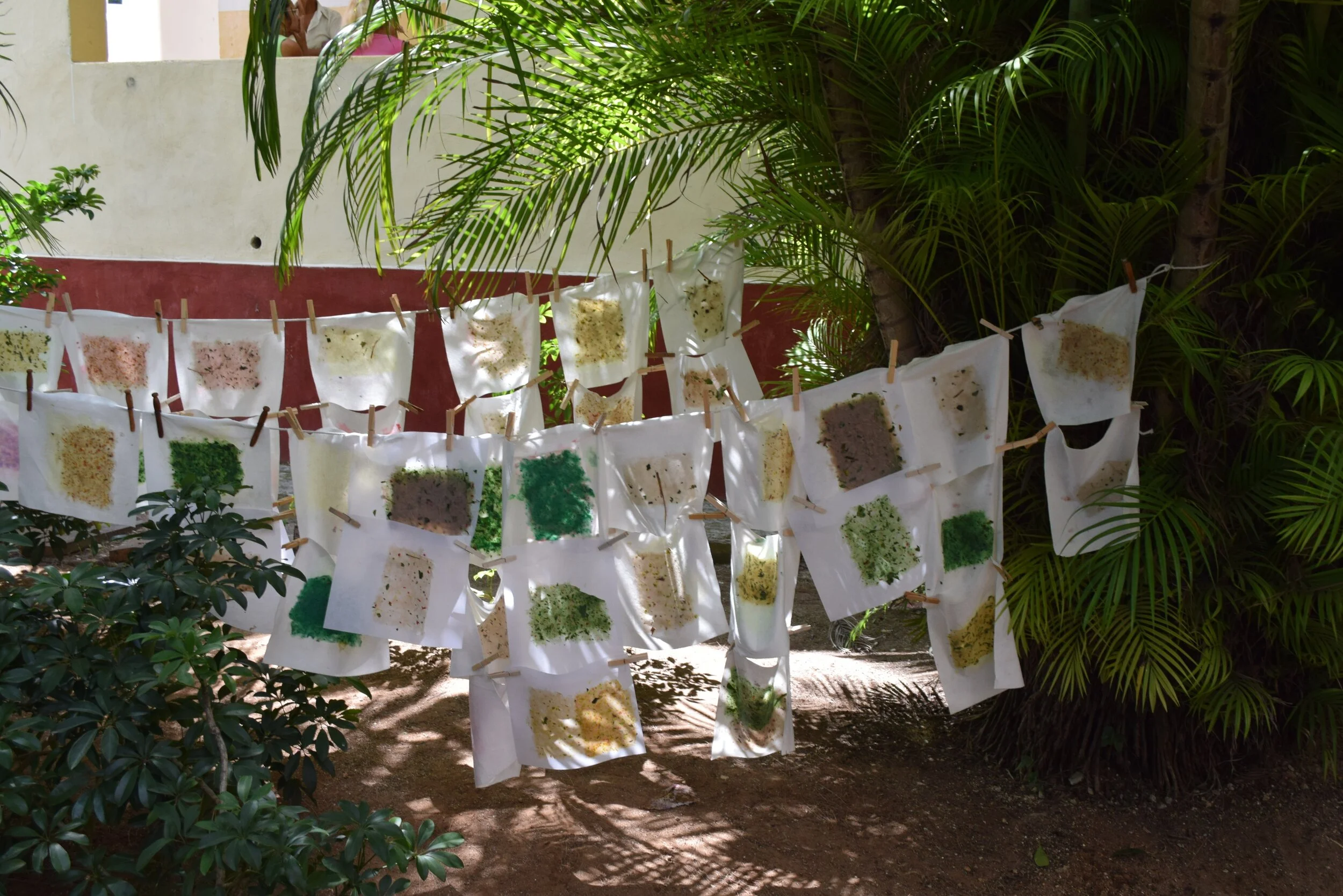 CUBA PAPER HANGING 2.jpg