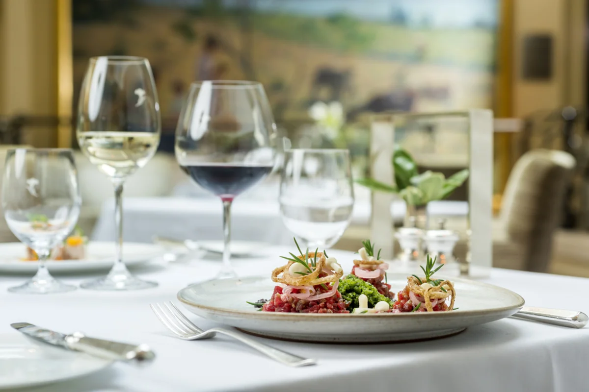 THE VINEYARD HOTEL