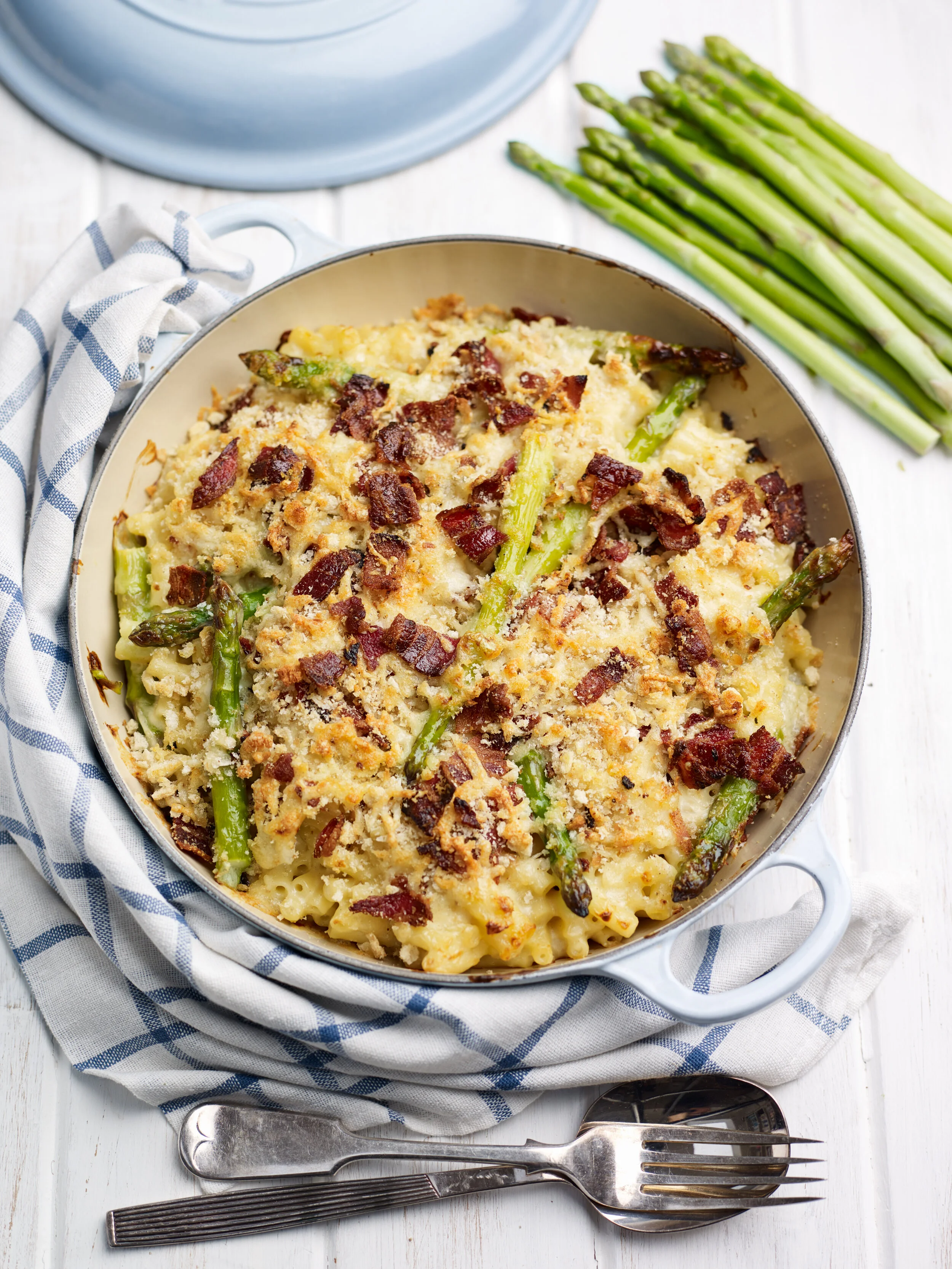 Asparagus Mac 'n' Cheese with Bacon Crumble