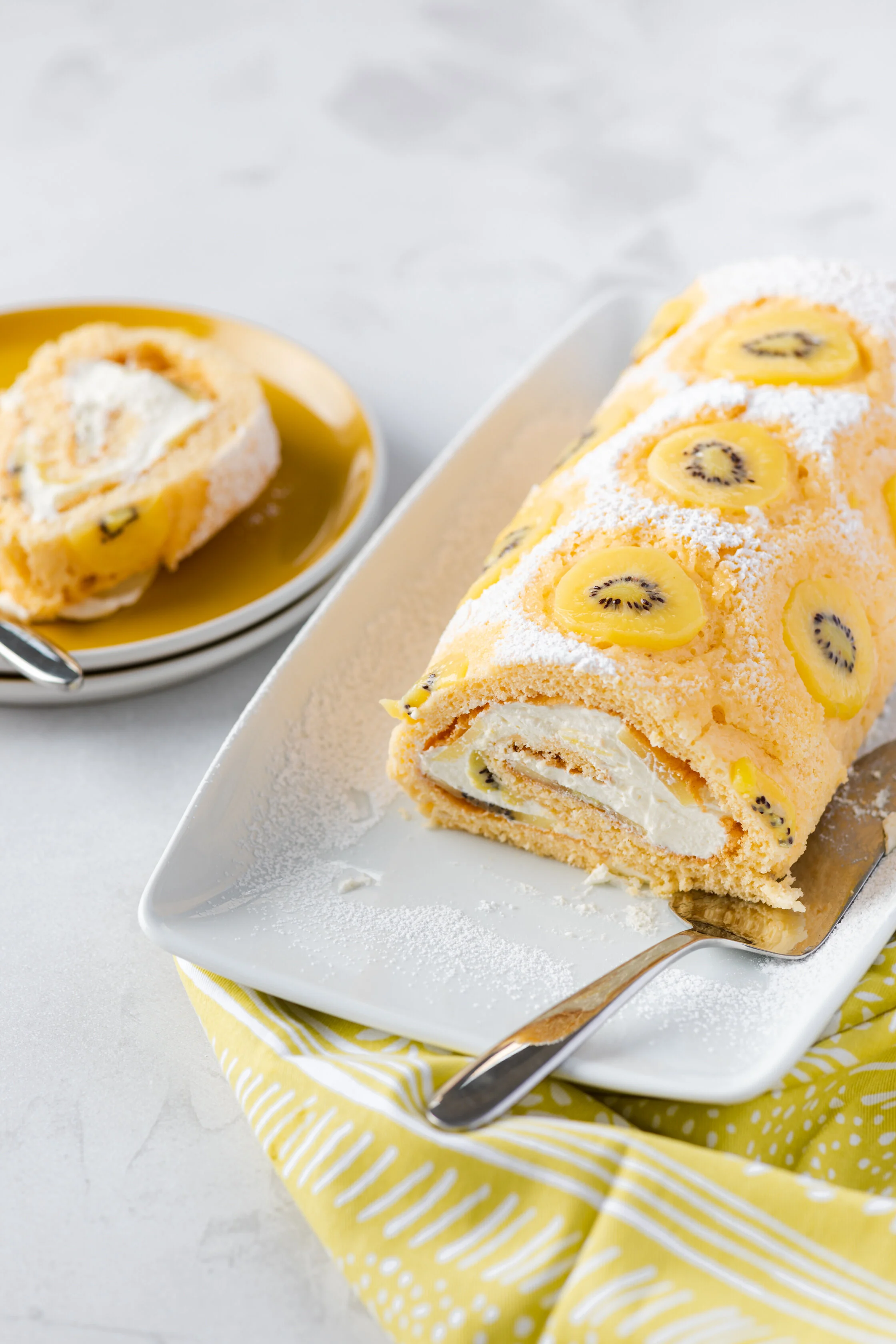 Zespri™ SunGold™ Kiwifruit Swiss Roll