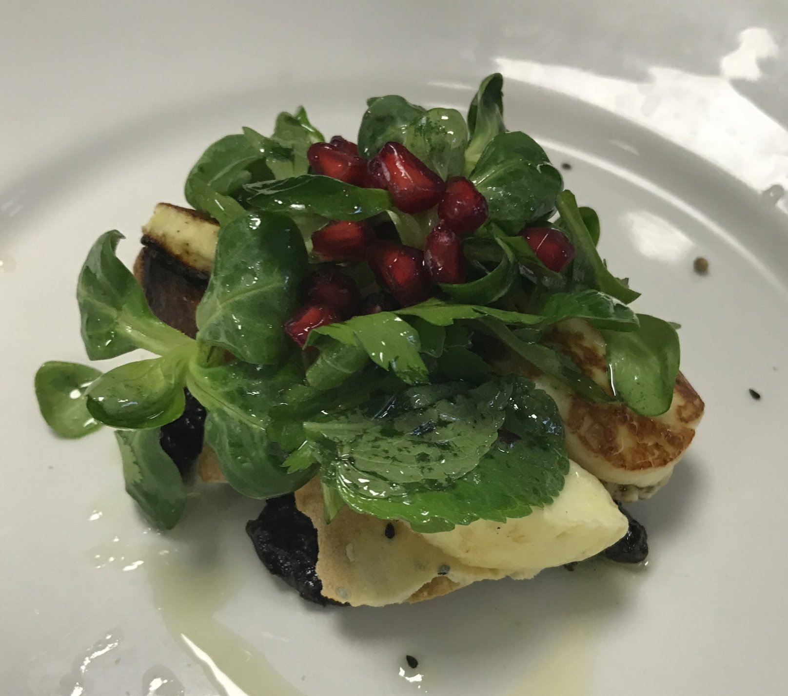 HALLOUMI CHEESE WITH A RHUBARB &amp; PRUNE CHILLI JAM &amp; SPICED FLATBREAD CRISPS