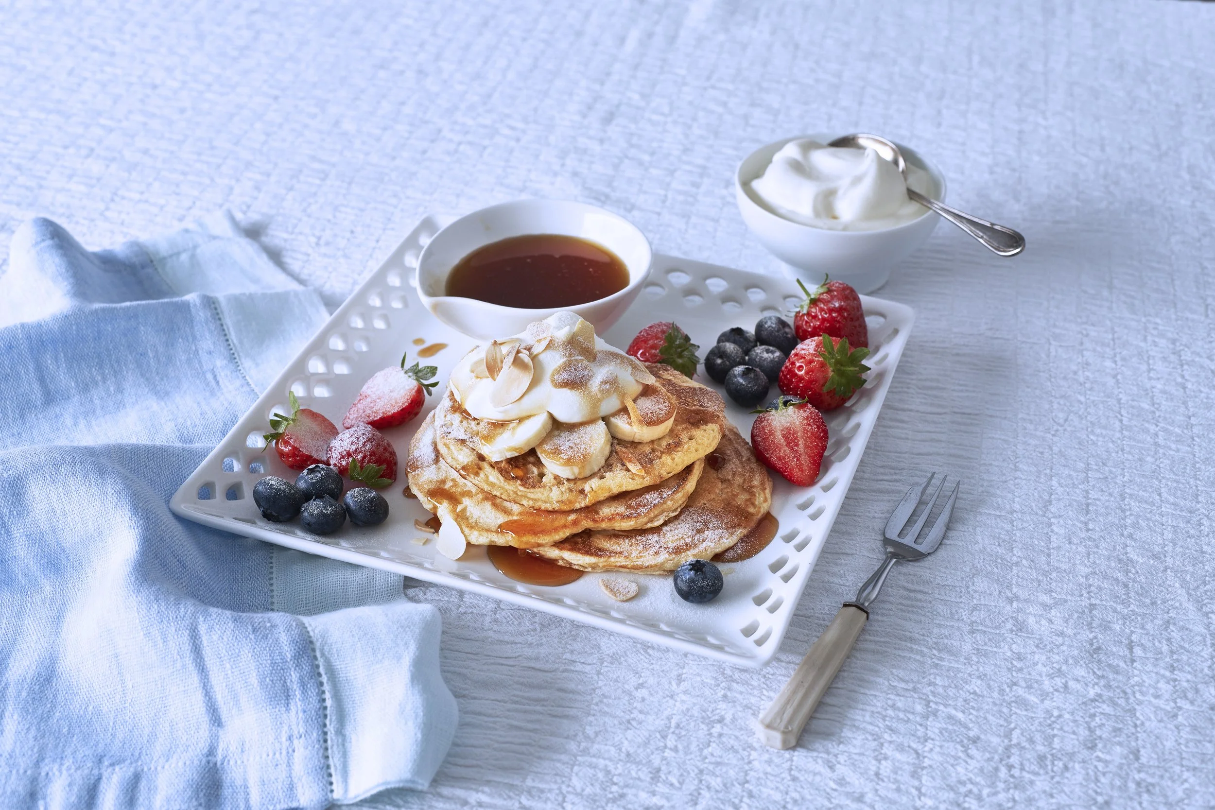 Vegan Pancakes with Cinnamon and Nutmeg 