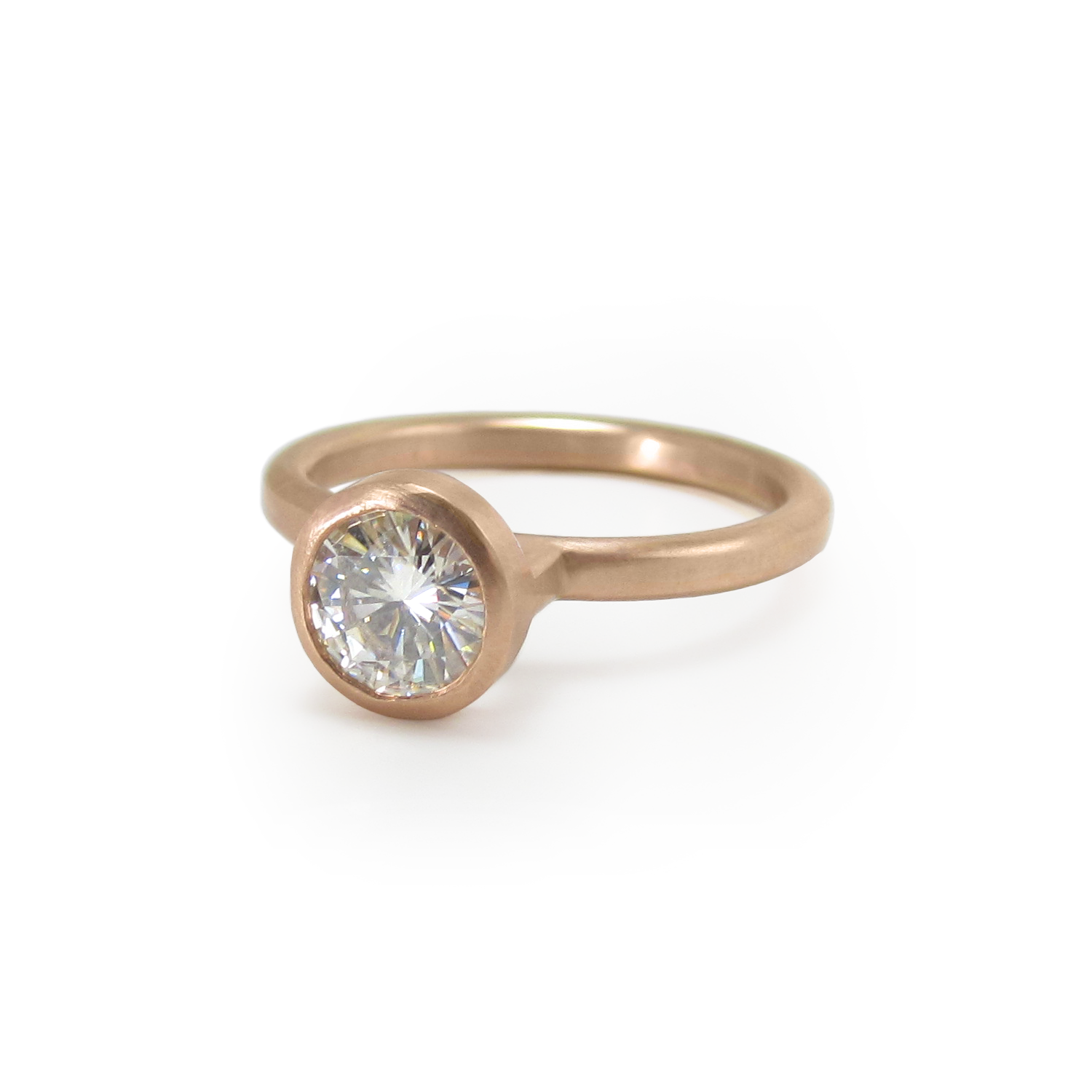 rose-engagement-ring-01.png