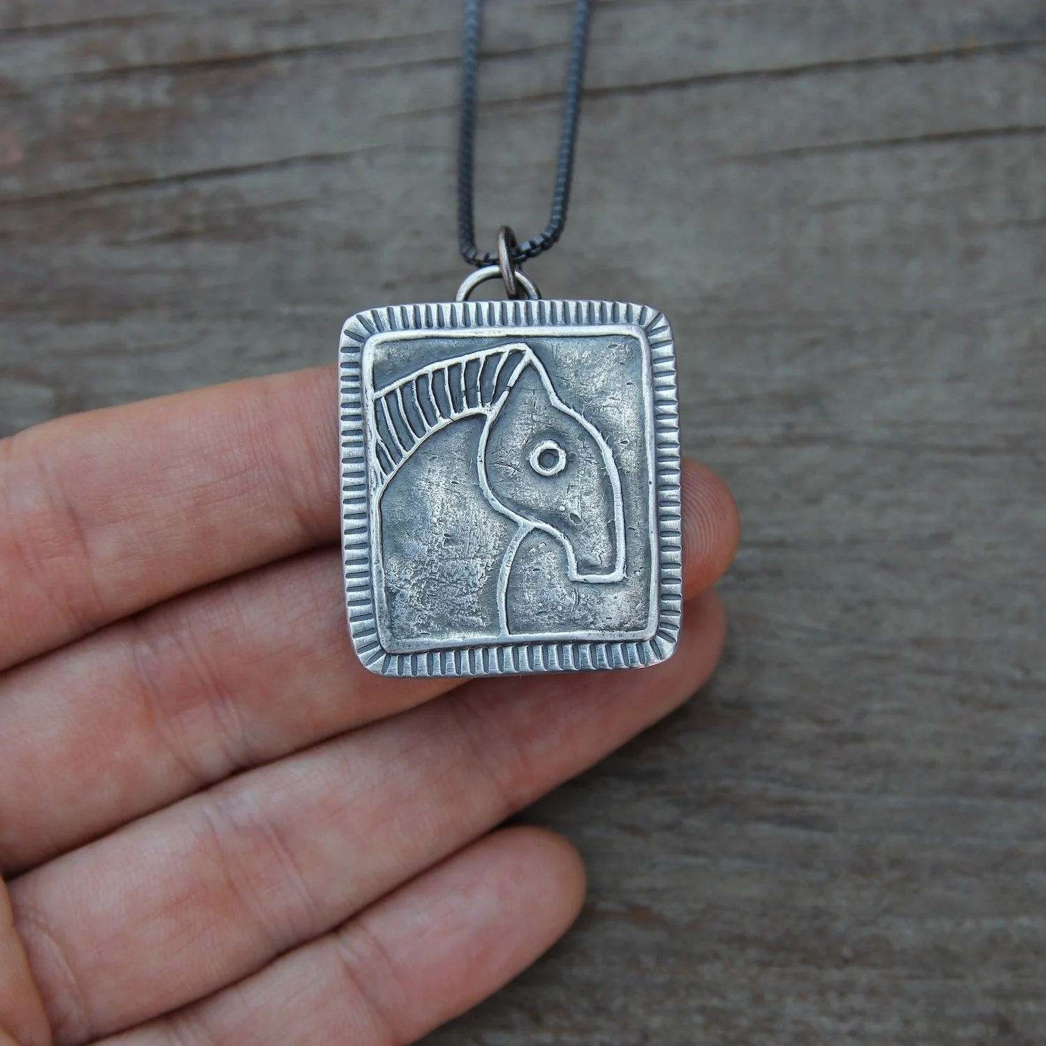 https://i.etsystatic.com/6550085/r/il/e47cc3/1859290835/il_fullxfull.1859290835_390z.jpg