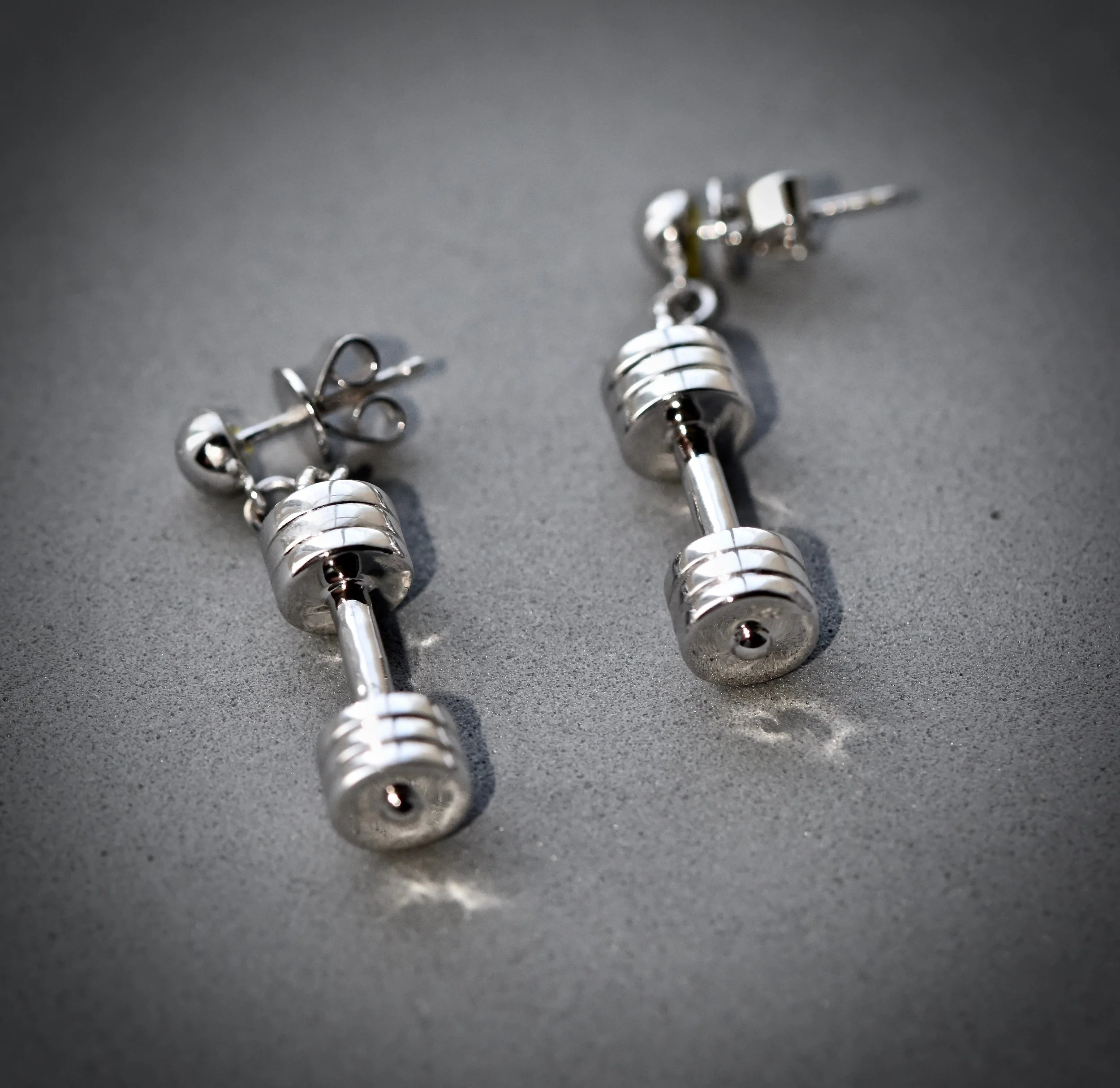 Dumbbell post earrings