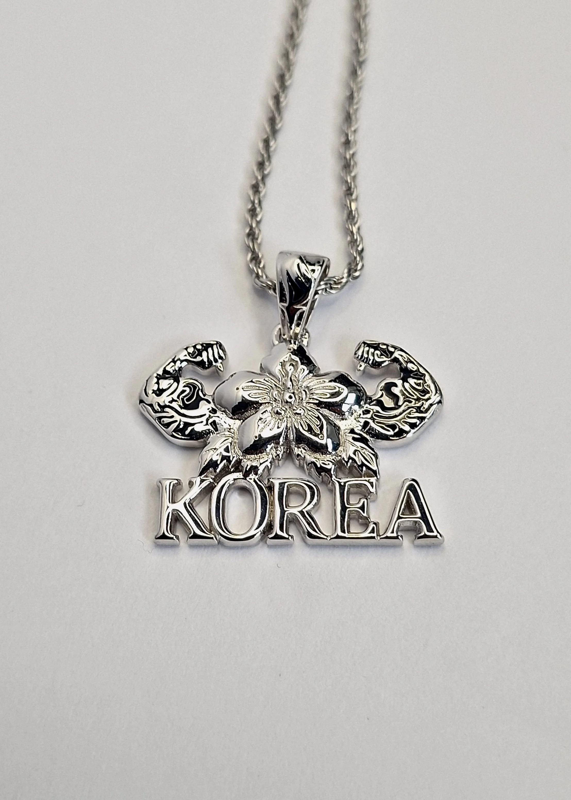LEGACY OF STRENGTH - MUGUNGHWA KOREA PENDANT