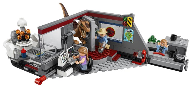 04-LEGO-75932-Jurassic-Park-Velociraptor-Chase-Set-Front.jpg