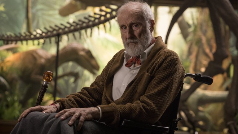 james_cromwell_in_jurassic_world-_fallen_kingdom_-_publicity_-_h_2018.jpg