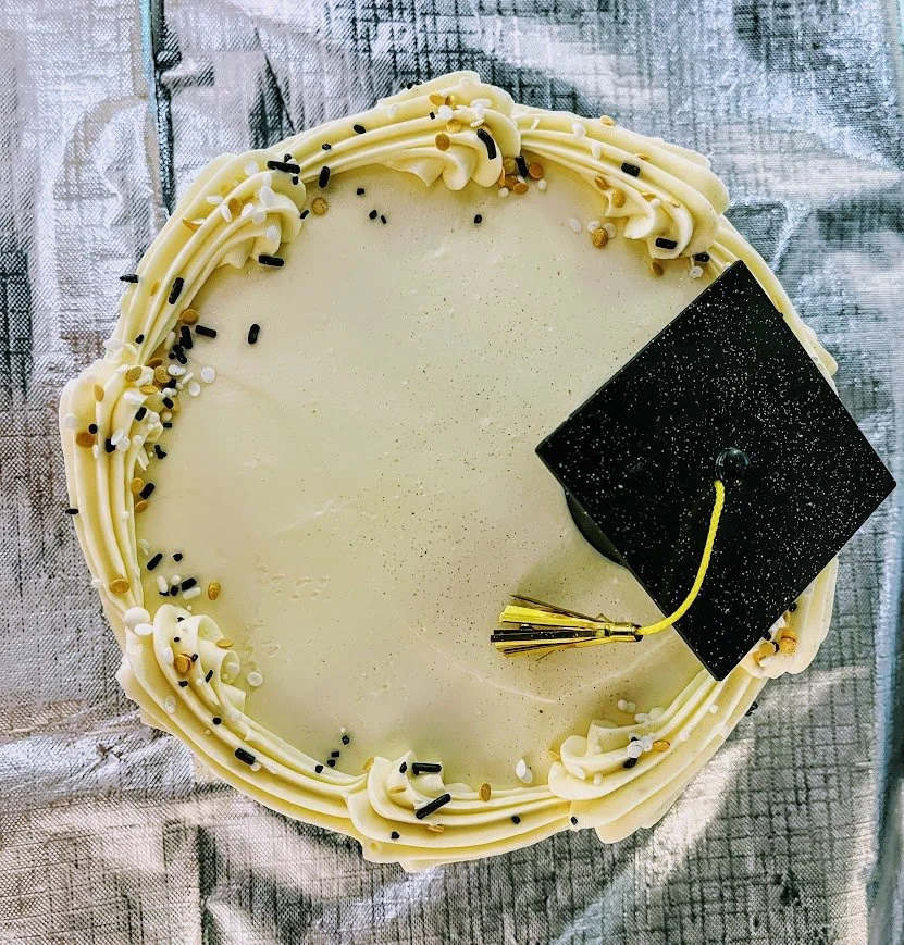 Graduation Cake 4.JPG
