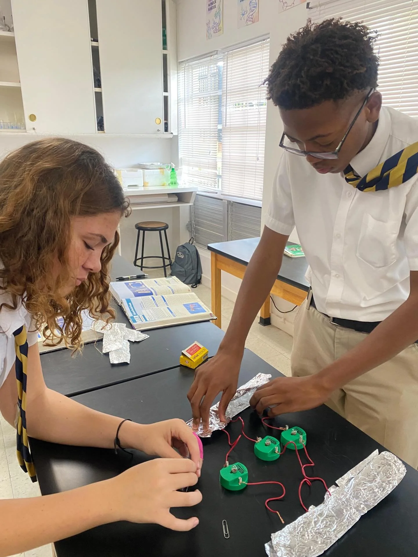 ⚡🔬 Hands-On Learning in Physical Science! 🔬⚡

Our Grade 10 students put theory into practice as they explored series and parallel circuits in Physical Science class. Through collaboration, problem-solving, and careful observation, students successf