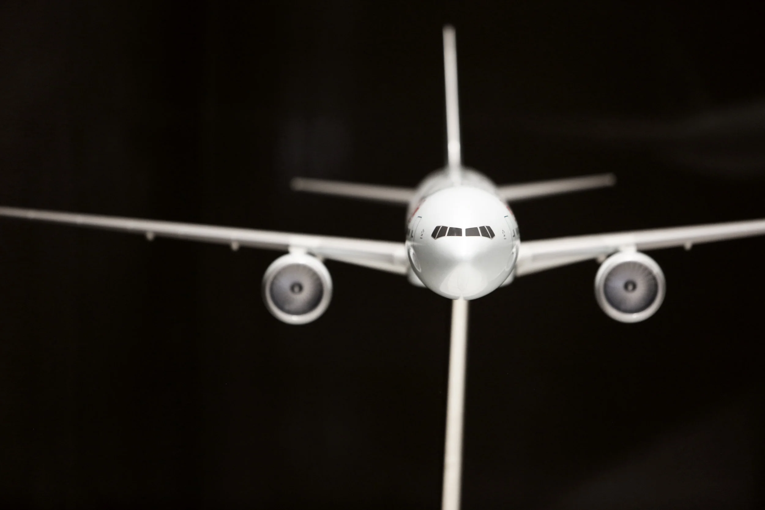 2016-08-Life-of-Pix-free-stock-plane-model-little-LEEROY.jpg