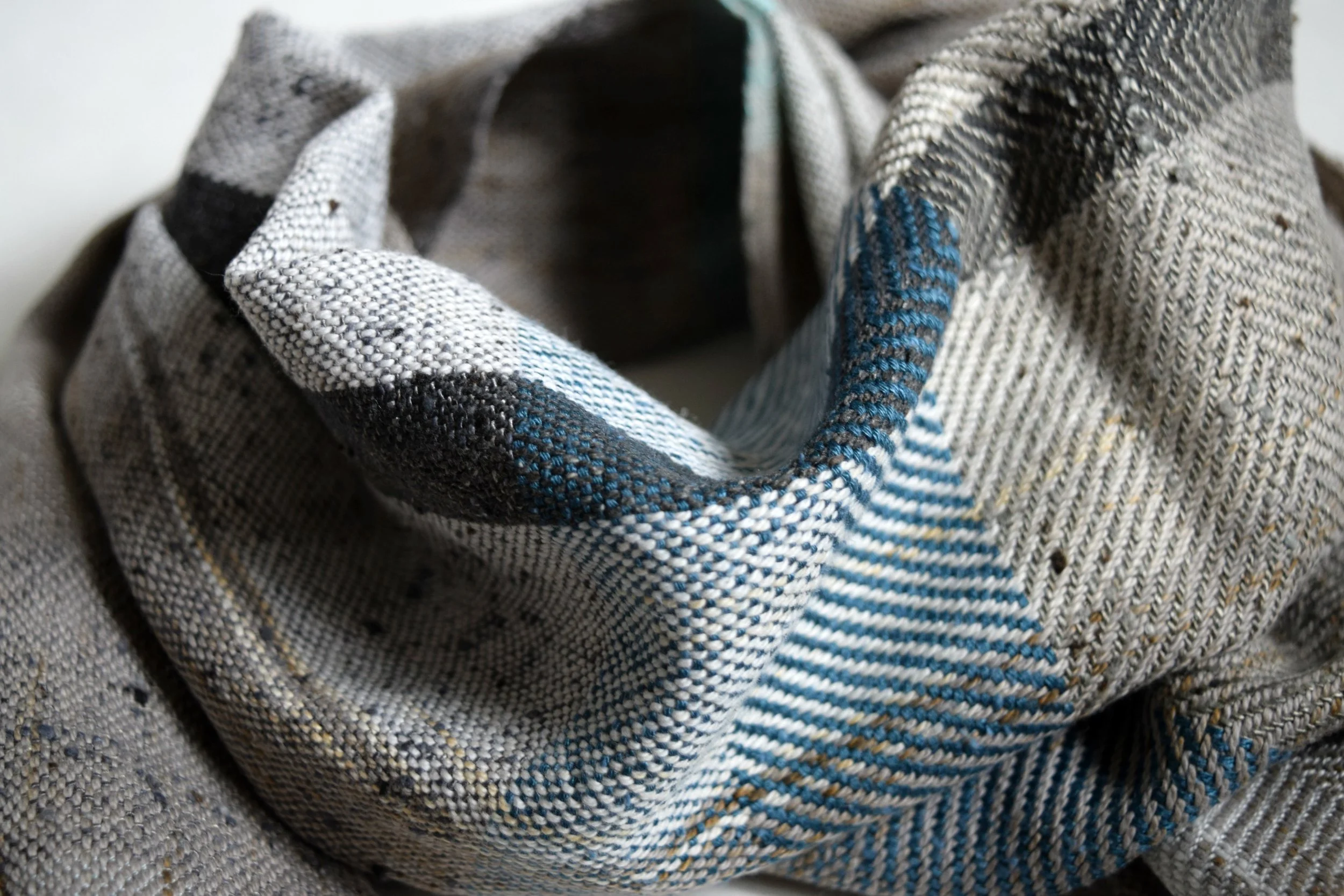 amandawood_concrete_16_blue_closeup3.jpg