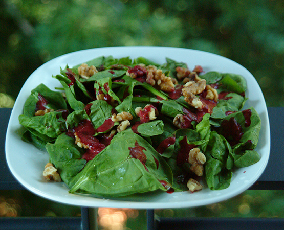 Spinach Walnut Salad with Raspberry Vinaigrette