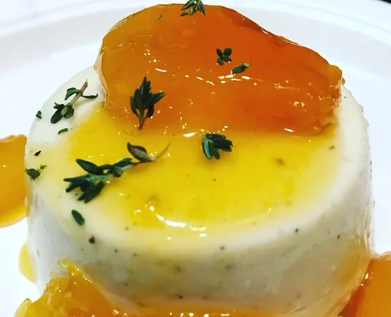 Vanilla Bean Panna Cotta w/Vouvray Apricots & Thyme