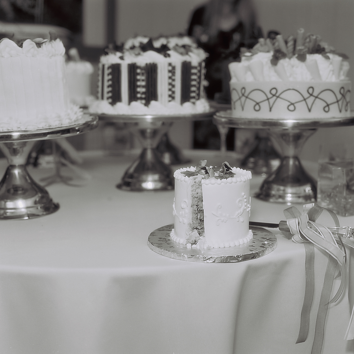 9_LU_CAKE.jpg