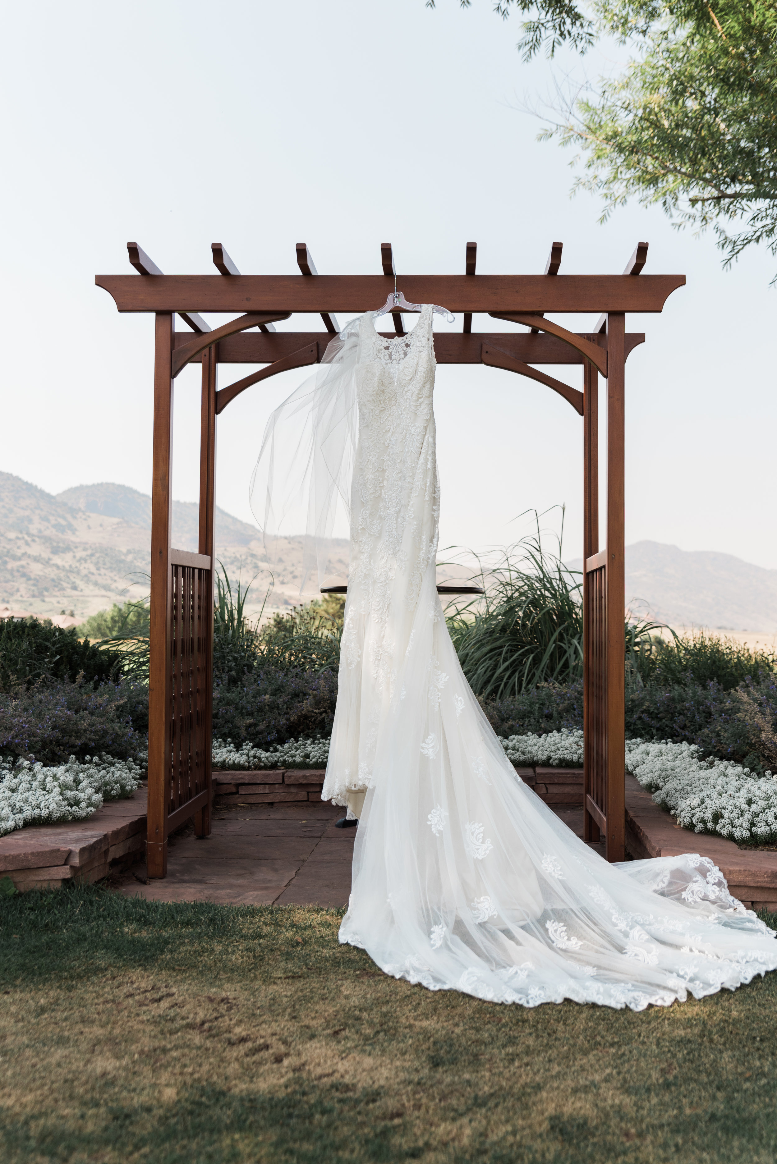 Red Rocks Country Club Wedding