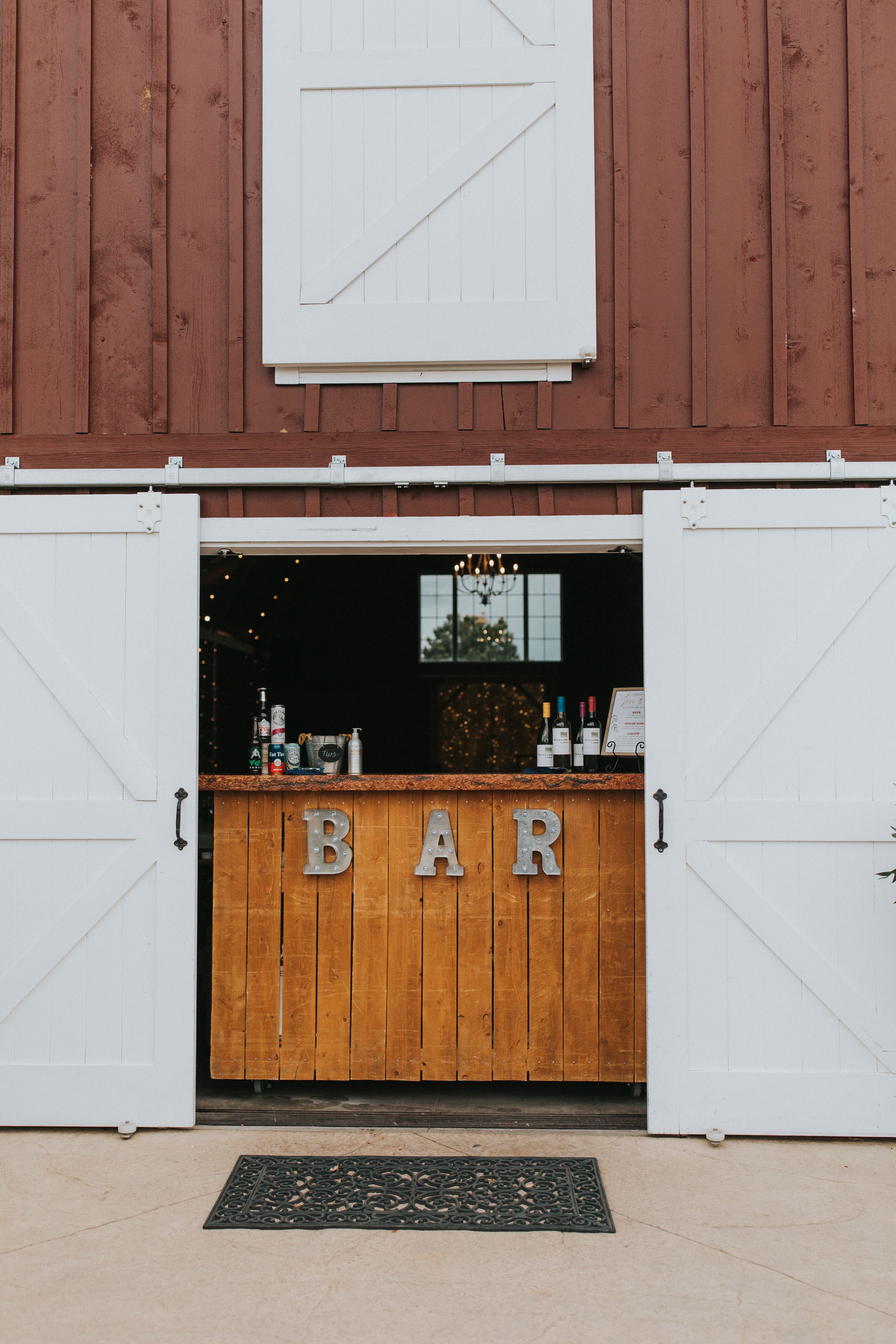 The Barn at Raccoon Creek Wedding Planner