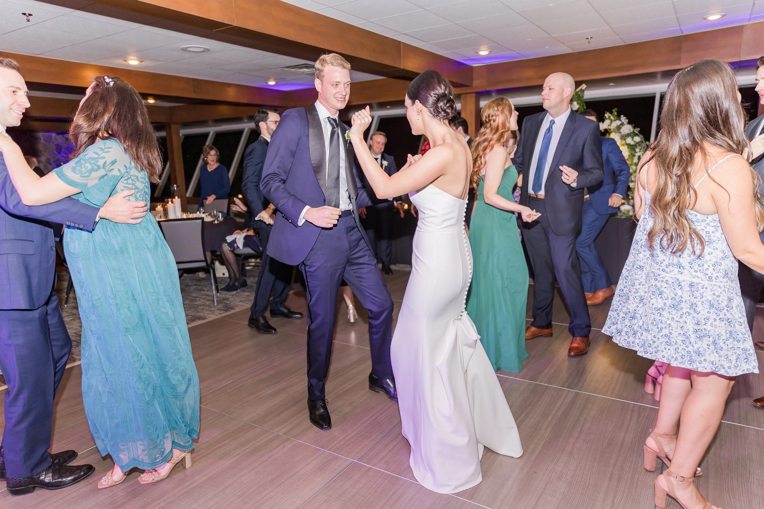 Mount Vernon Canyon Club Wedding Planner