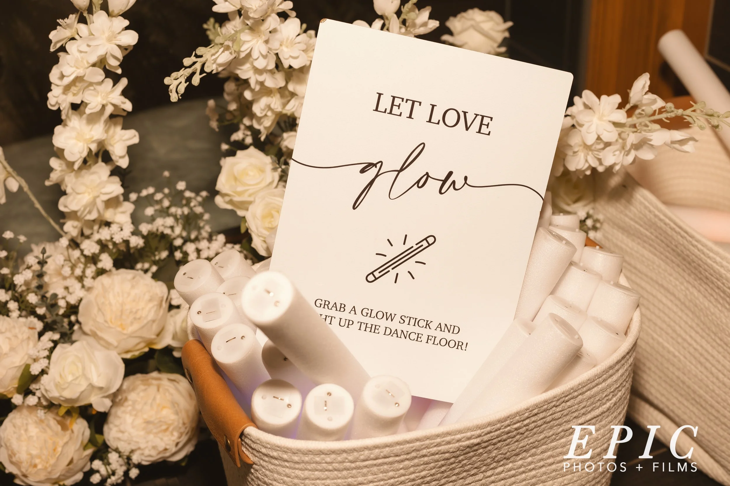 Mount Vernon Canyon Club Wedding Planner