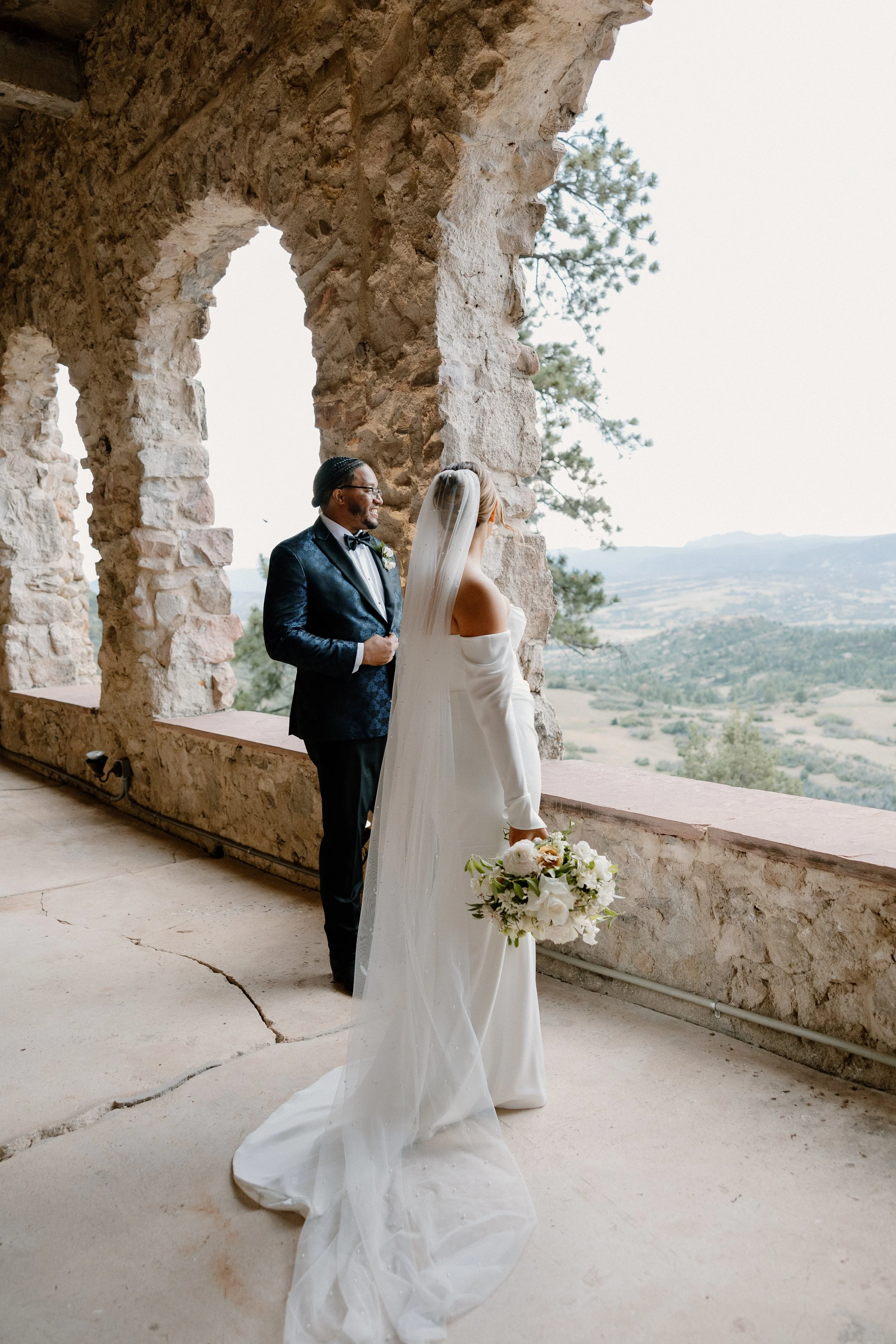 Cherokee Ranch &amp; Castle Wedding Planner
