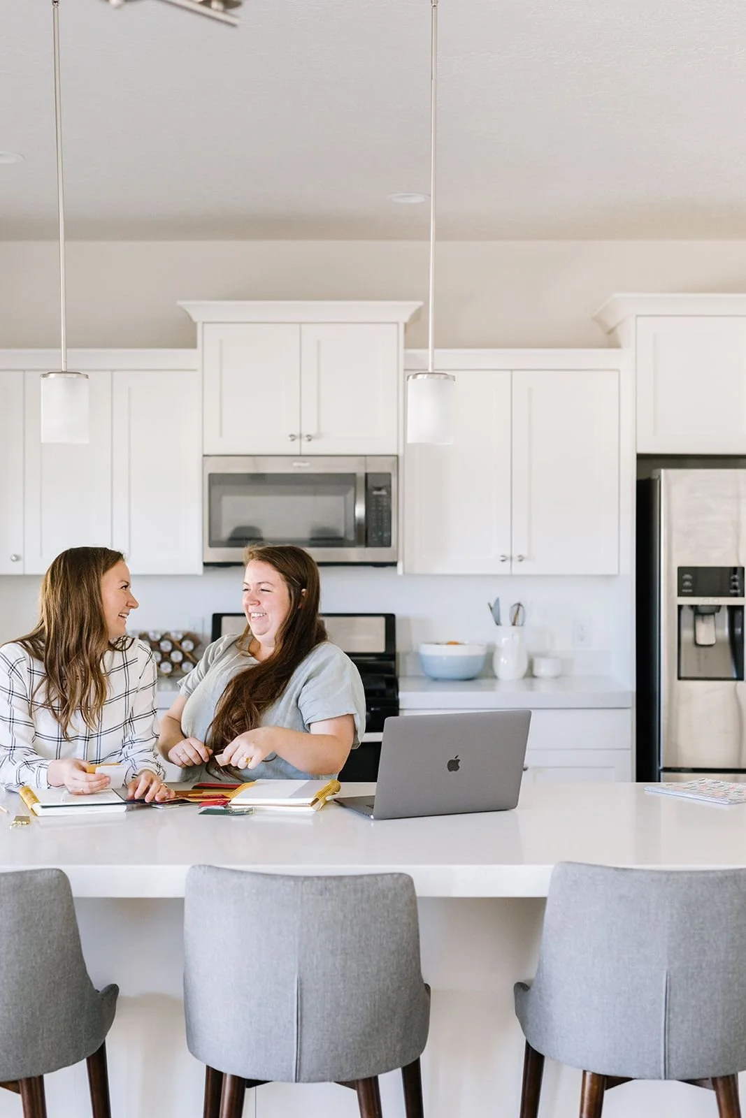 10 Ways to Care for and Grow Your Friendships