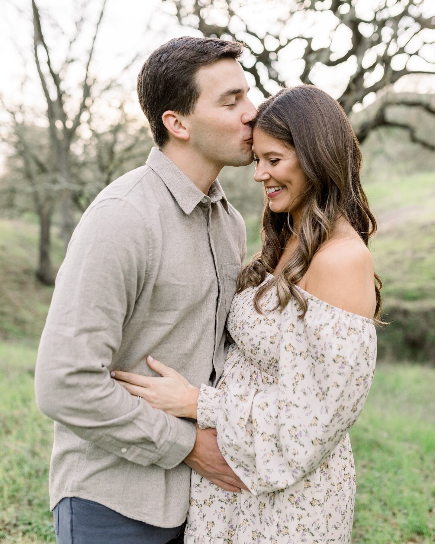 Those sweet last months as a family of two. So excited for this mom and dad to be!

Also I want to give a shoutout to my amazing hair and makeup artist, Brittany. So many of you have been selecting professional hair and makeup with your sessions and 