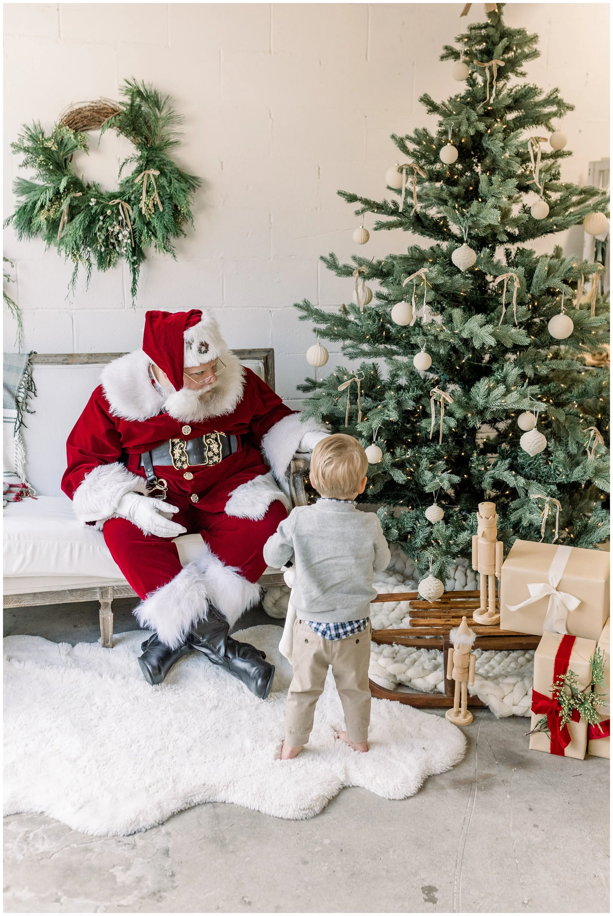 Santa Claus Photos in Walnut Creek_Laura Parker Photography_1513.jpg