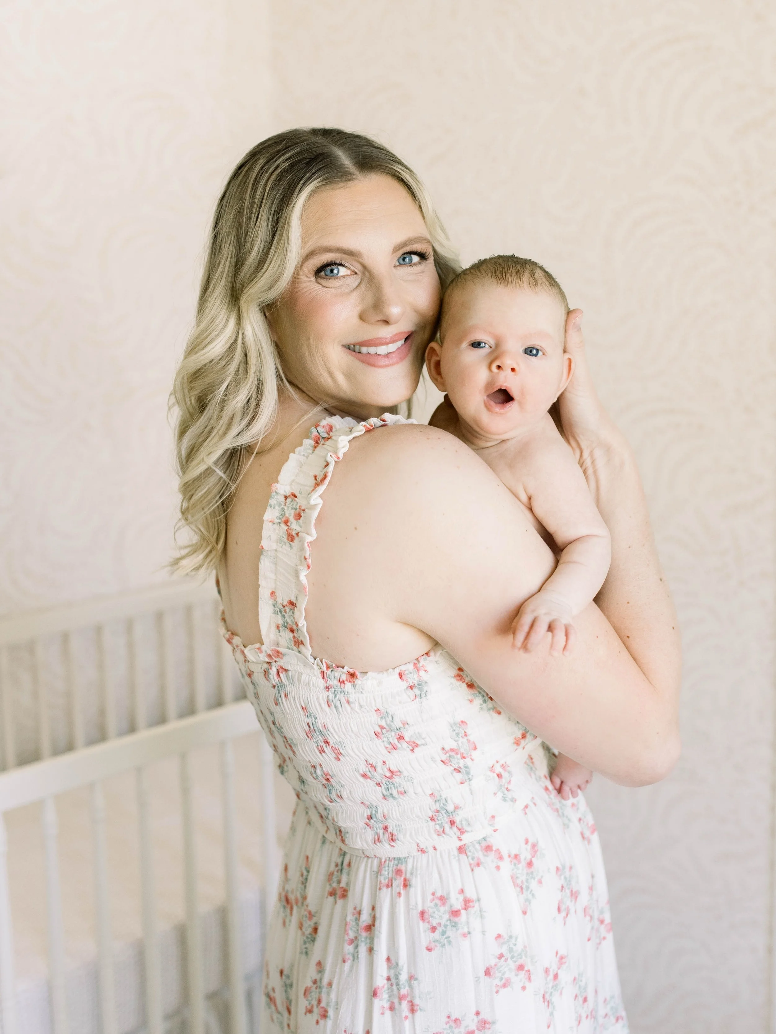 When you already know what photo dad is going to frame for his desk ✨

Dress provided by LPP client closet
HMUA @makeupbybrittanyelise