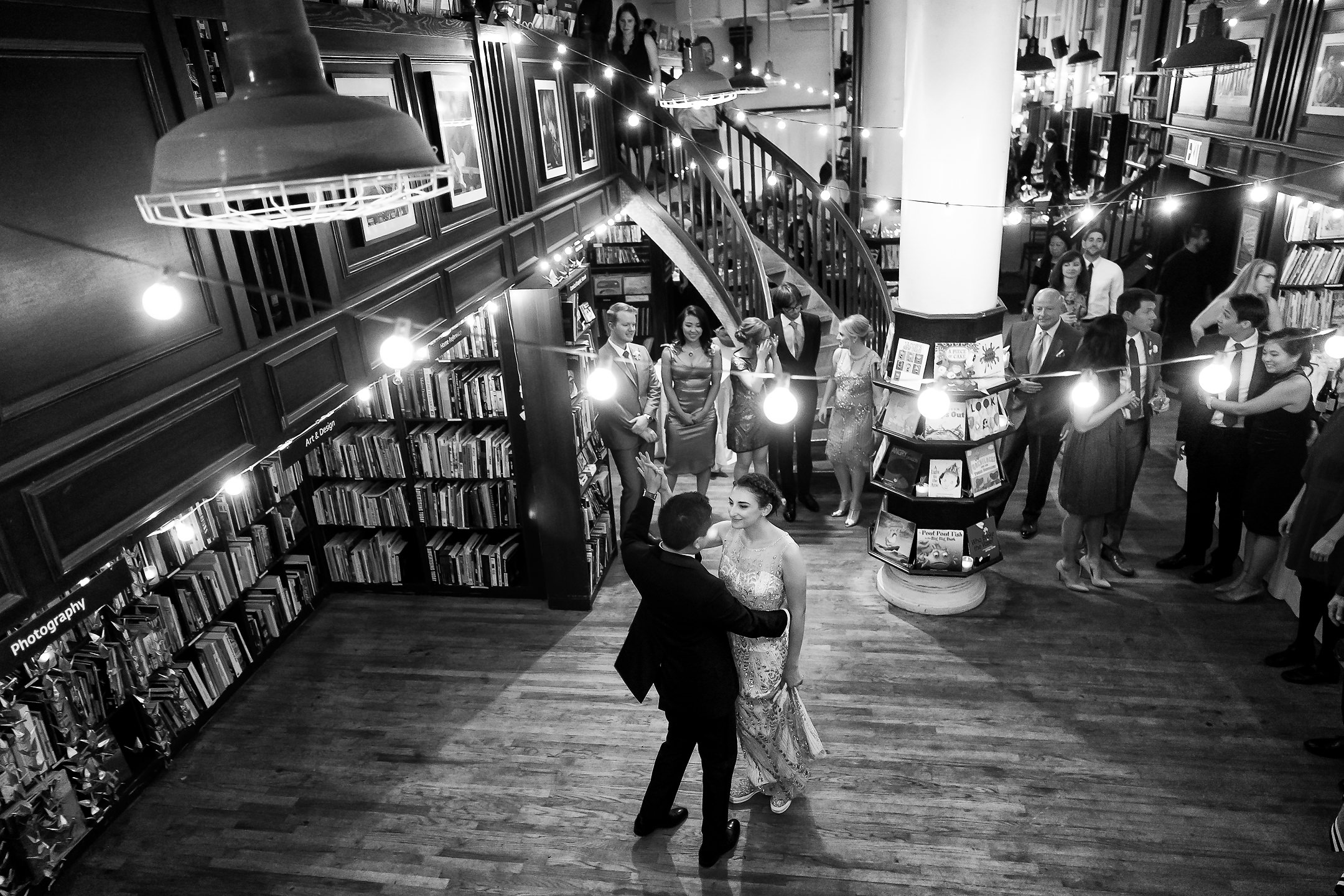 Housing_Works_Cafe_NYC_wedding 31.jpg