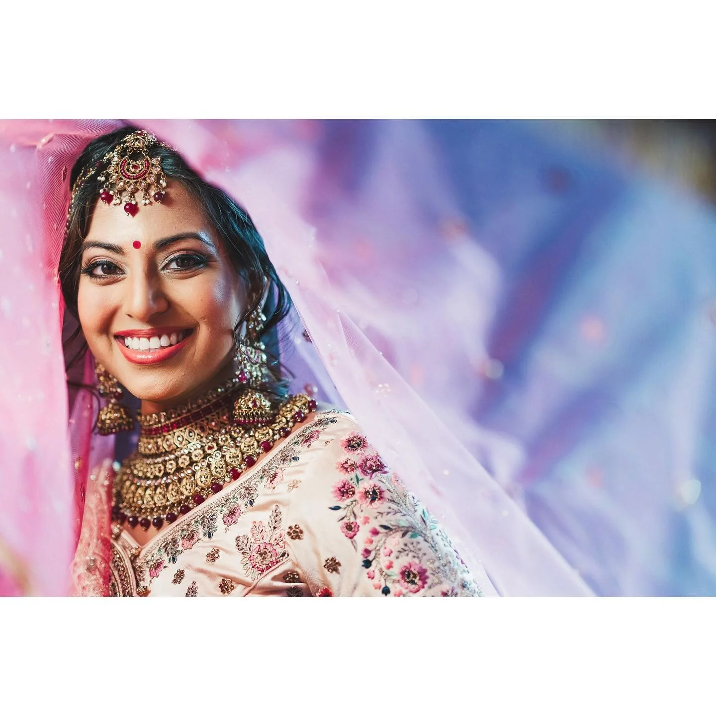 One of the central skills of wedding photography is being able to work really, really quickly. While in editorial and commercial work you may have to take portraits in just a few minutes, you usually have had time to set up, test, scout, etc. In wedd