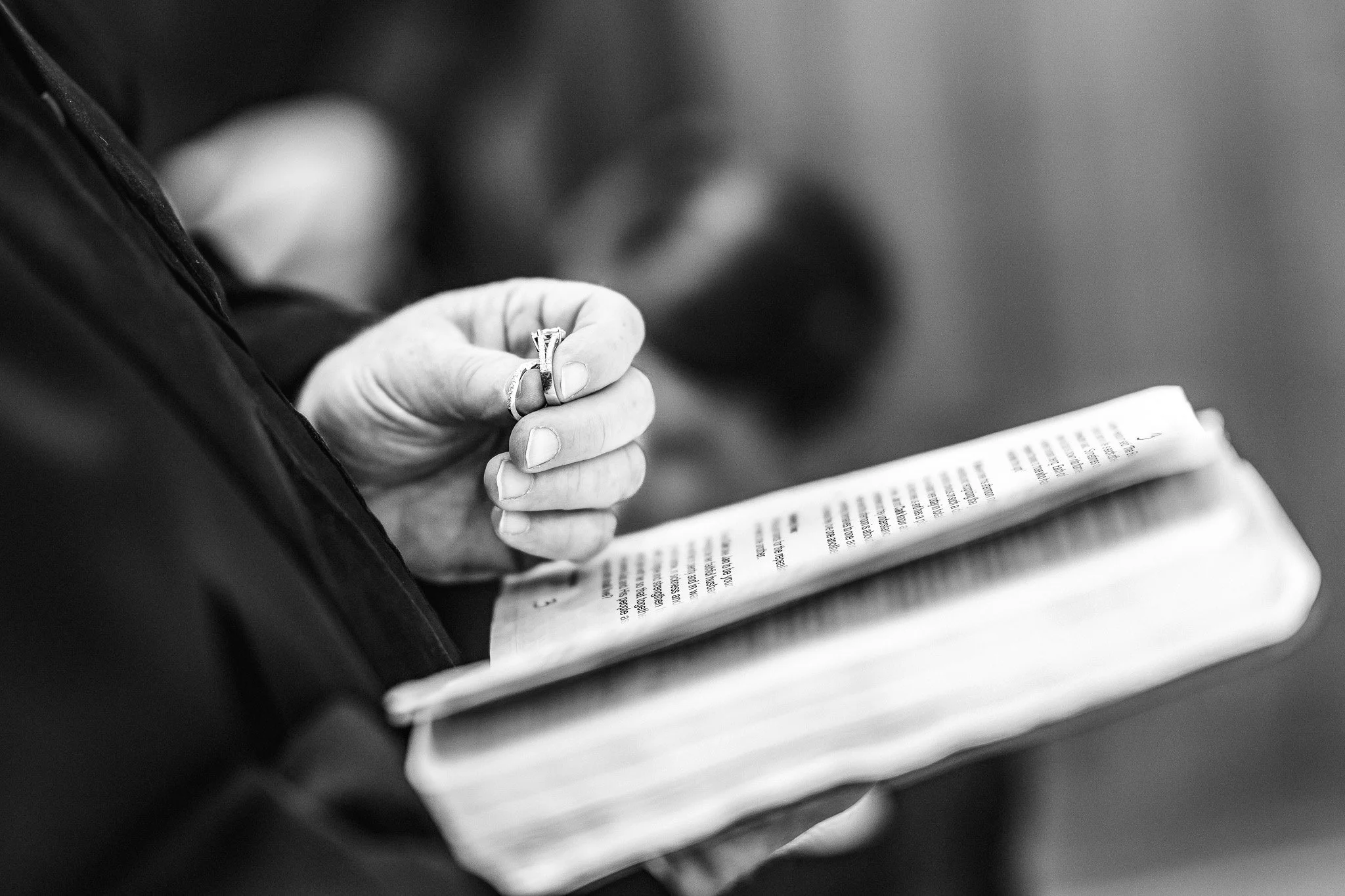 221125-160543 ILCE-7M4 85 mm.jpg